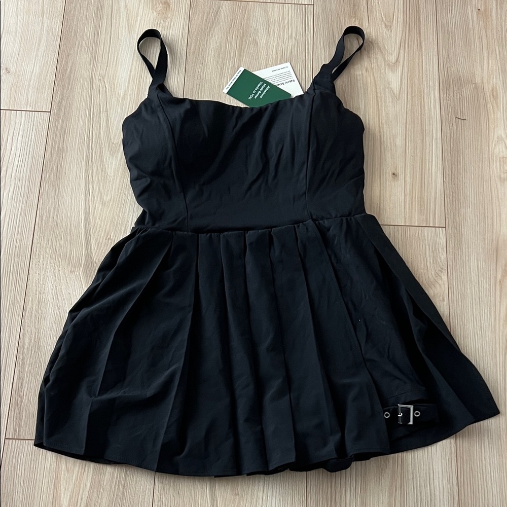 NEW HALARA dress
